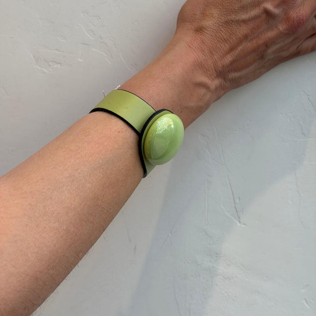 BRAZALETE CUERO Y CERÁMICA LIMA