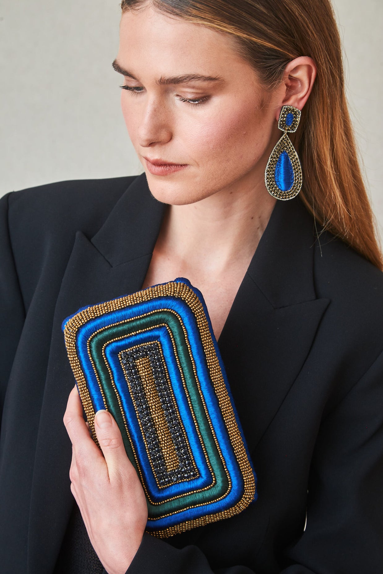 EMBROIDERED RECTANGULAR CLUTCH
