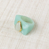 ANILLO RESINA Y PIEDRA DURA