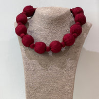 COLLAR SEDA LINH BURGUNDY