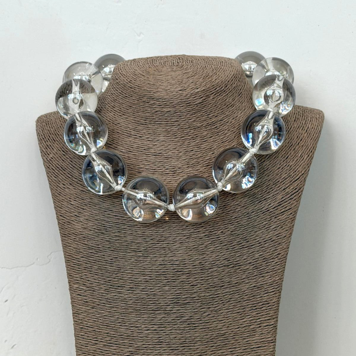 LONG NECKLACE IVORY BEAD