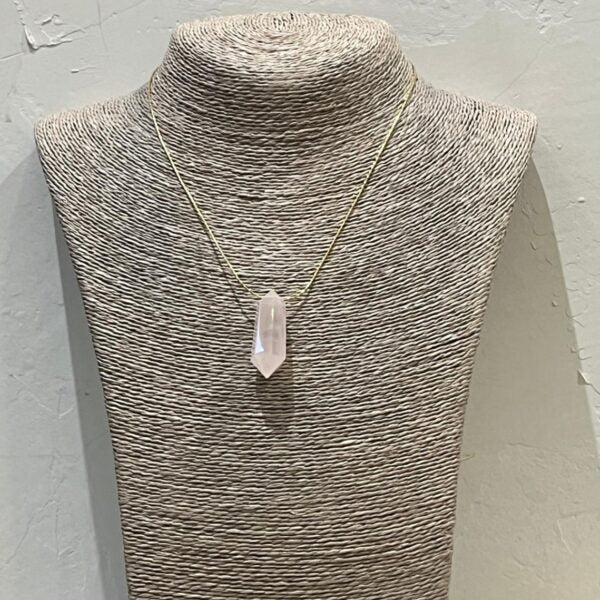 ROSE PYRAMID STONE NECKLACE