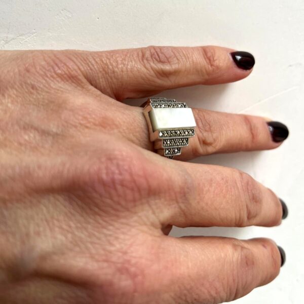 MOTHER-OF-PEARL STAIRCASE RING