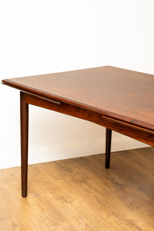 MESA DE COMEDOR PALOSANTO