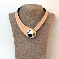 COLLAR CUERO Y CERÁMICA NUDE