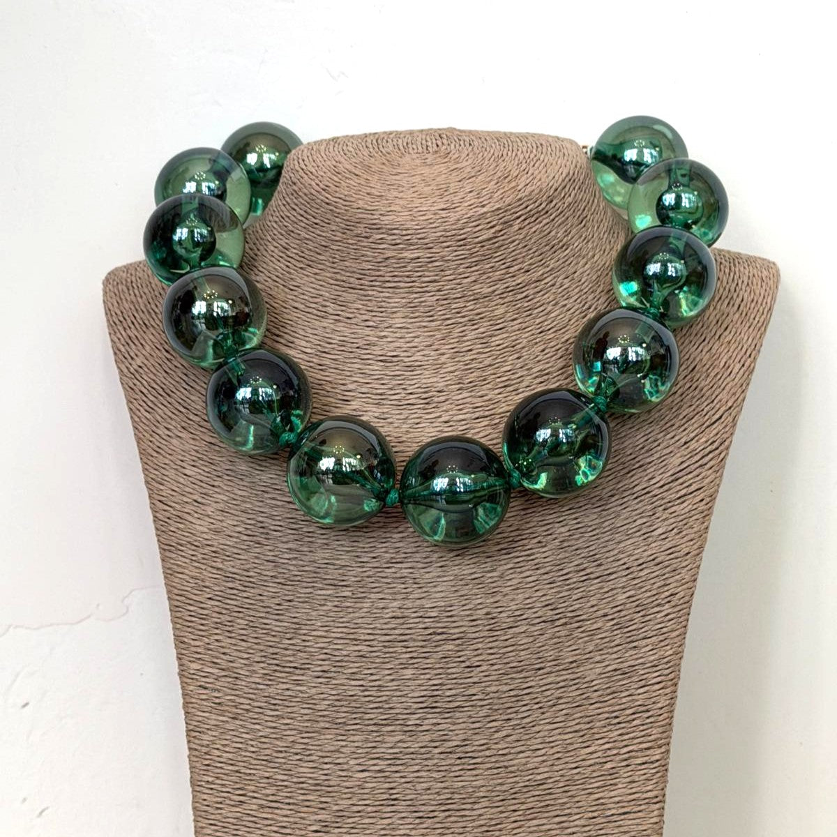 LONG NECKLACE IVORY BEAD