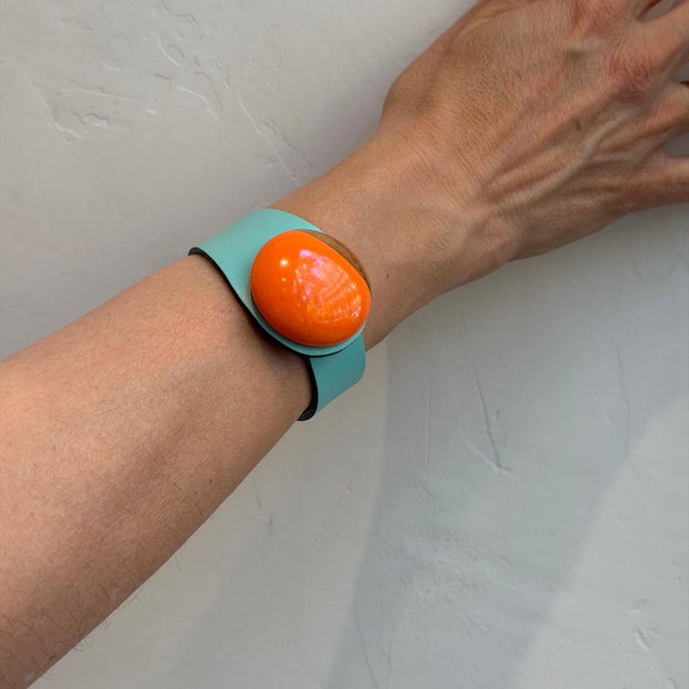 BRAZALETE CUERO Y CERÁMICA TURQUESA