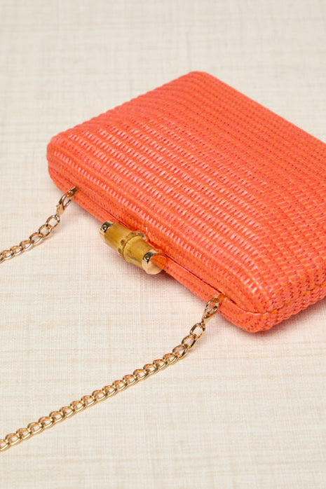 RAFFIA CLUTCH BAMBOO CLASP