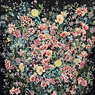 PAÑUELO CUADRADO 70x70 FLORES FONDO NEGRO