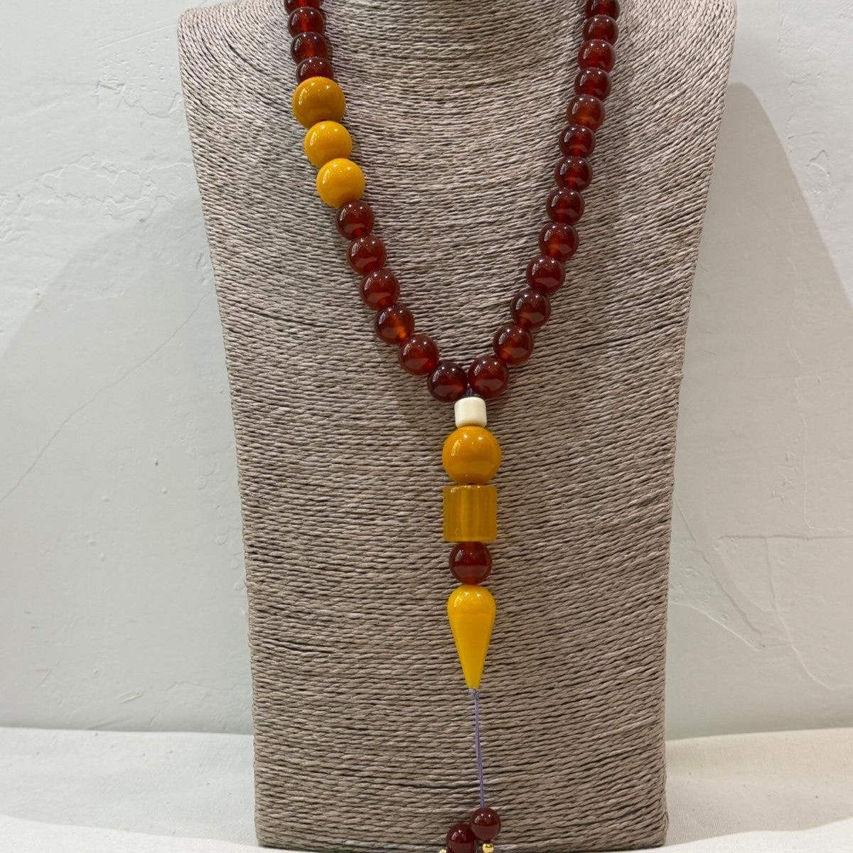 COLLAR KOMBOLOI ROJO