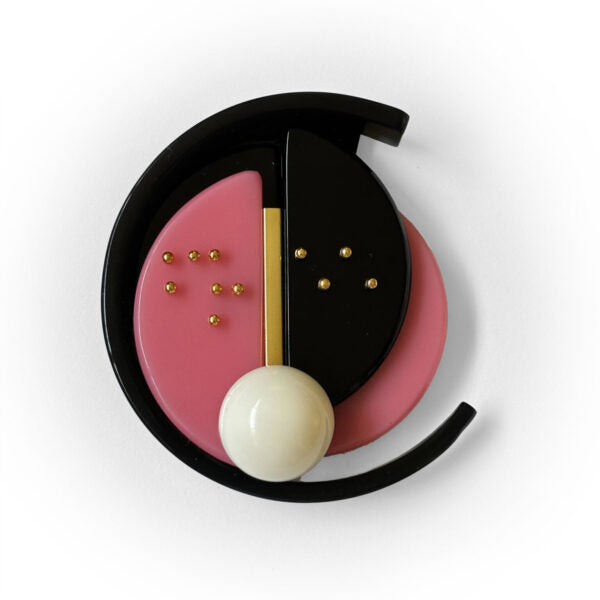 PIN BROOCH FREE