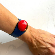 BRAZALETE CUERO Y CERÁMICA AZULÓN