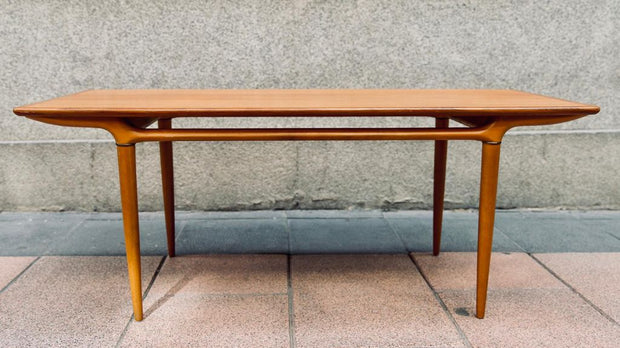 MESA DE CENTRO RECTANGULAR