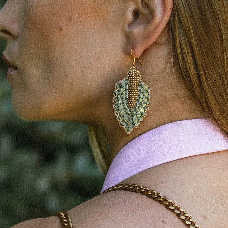 PENDIENTES BORDADOS PAIX