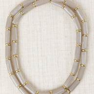 COLLAR LARGO TUBULAR RESINA GRIS