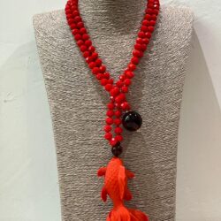 COLLAR CARPA ROJA