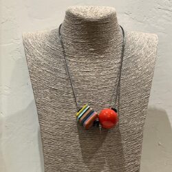 COLGANTES BOLA Y CUBO MULTICOLOR NARANJA