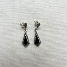 PENDIENTES TRIANGLE ONIX