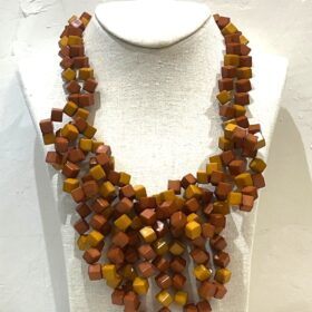 COLLAR DADOS PEQUEÑOS MOSTAZA